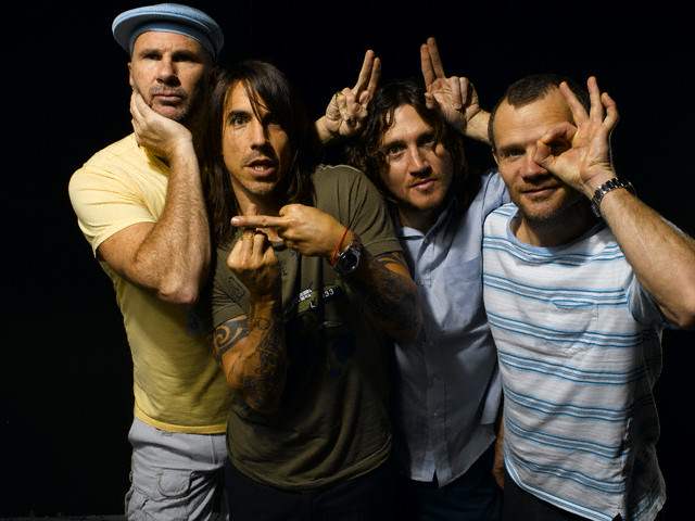 Red-Hot-Chili-Peppers.1.12.2011